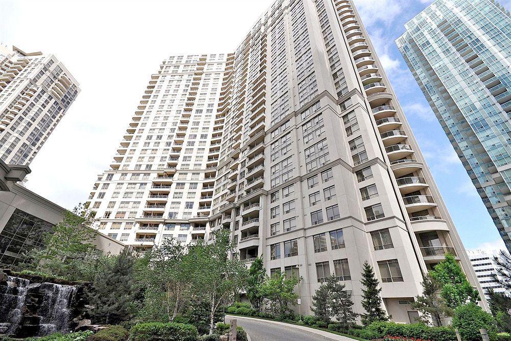 Downtown Mississauga Executive Suites Sq1 Ngoại thất bức ảnh