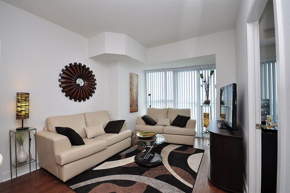 Downtown Mississauga Executive Suites Sq1 Ngoại thất bức ảnh