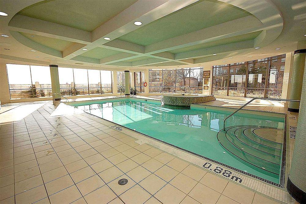 Downtown Mississauga Executive Suites Sq1 Ngoại thất bức ảnh