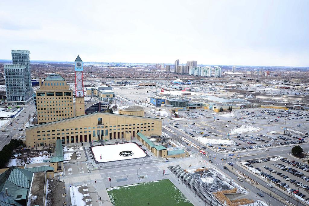 Downtown Mississauga Executive Suites Sq1 Ngoại thất bức ảnh